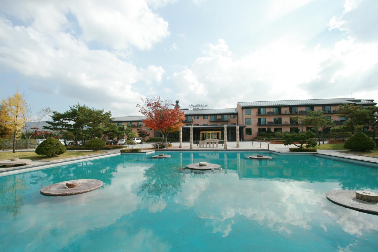 Hantan River Spa Hotel Cheorwon Bagian luar foto
