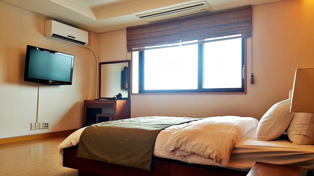 Hantan River Spa Hotel Cheorwon Bagian luar foto