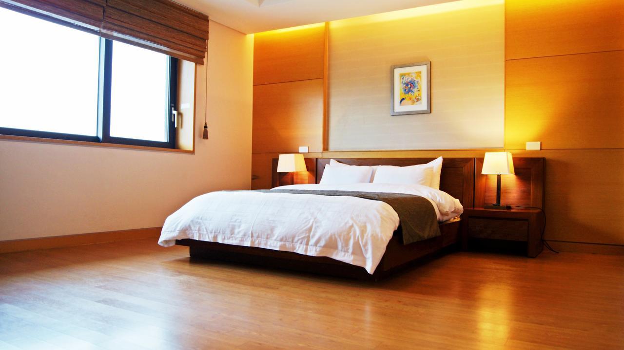 Hantan River Spa Hotel Cheorwon Bagian luar foto