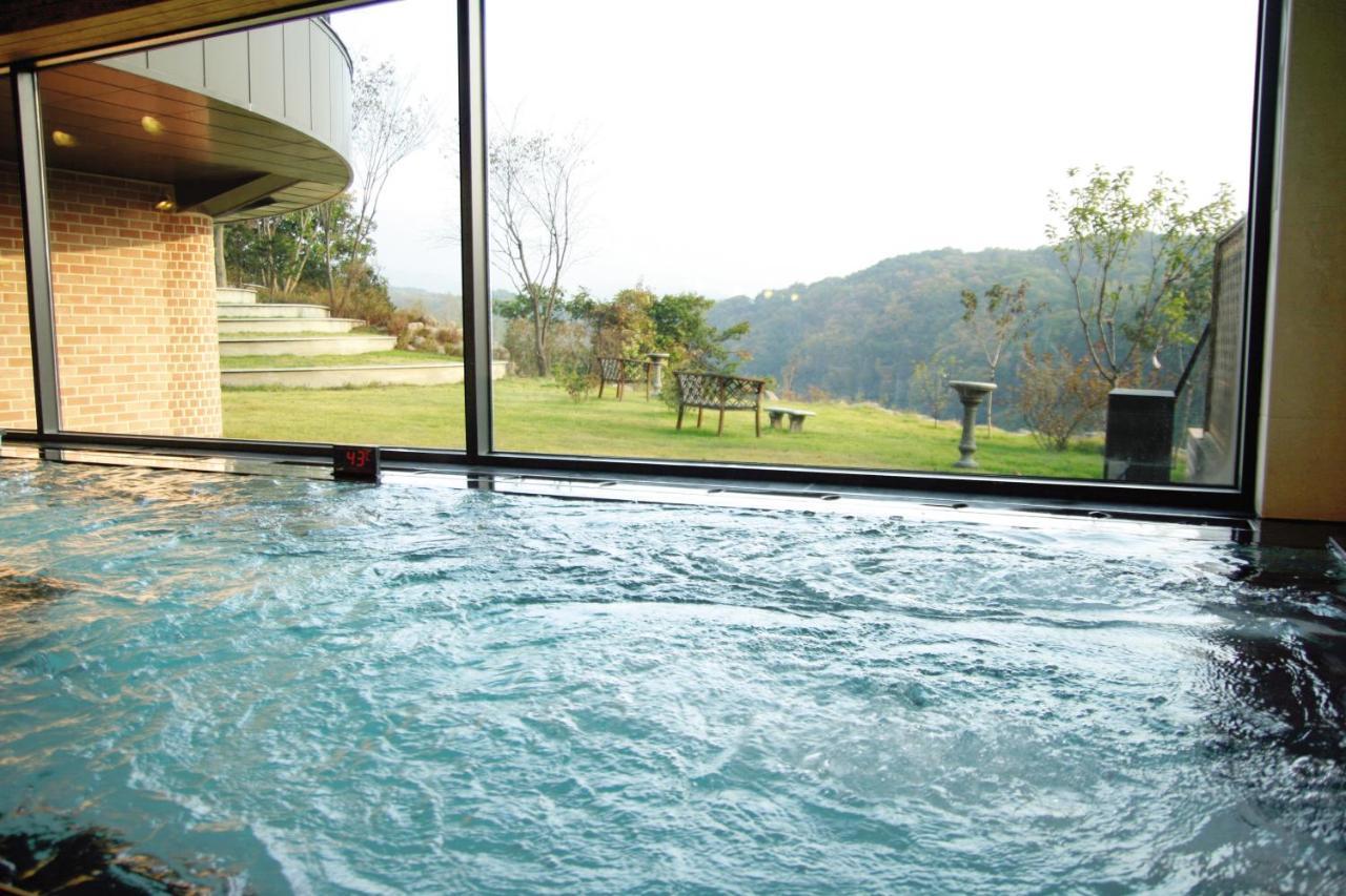 Hantan River Spa Hotel Cheorwon Bagian luar foto